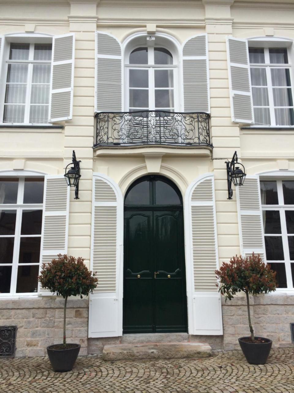 Entre Cour Et Jardin Bed & Breakfast Arras Exterior photo