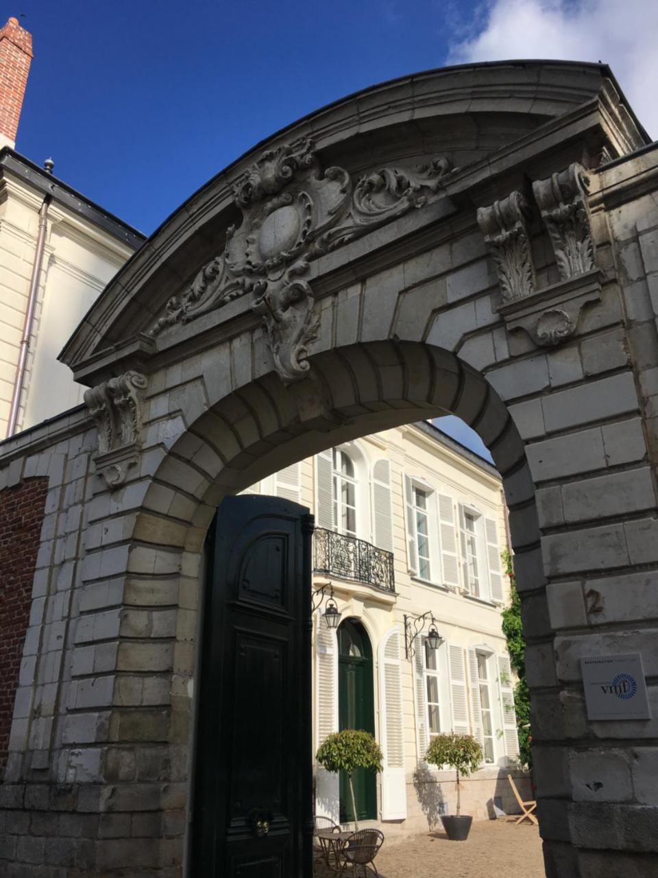 Entre Cour Et Jardin Bed & Breakfast Arras Exterior photo